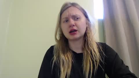 Snapshot of scartit chatting on 10/23/25, 06:50 ScarTit Bernhard online show from 10/23/25, 06:50