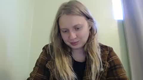 Snapshot of scartit chatting on 10/24/25, 05:53 ScarTit Bernhard online show from 10/24/25, 05:53