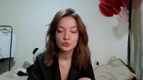 Snapshot of scented_elsa chatting on 02/18/26, 07:37 Elsa online show from 02/18/26, 07:37