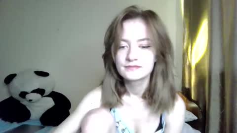 Snapshot of scented_elsa chatting on 03/04/26, 07:03 Elsa online show from 03/04/26, 07:03