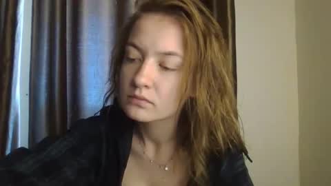 Snapshot of scented_elsa chatting on 04/24/26, 06:49 Elsa online show from 04/24/26, 06:49