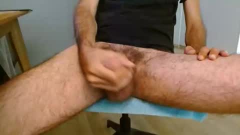 schnaebi13 online show from 09/15/25, 09:31