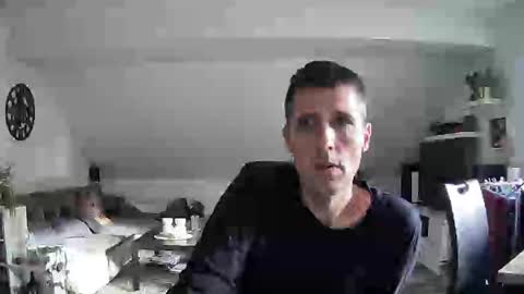 Snapshot of schnuckigeil chatting on 10/30/25, 08:27 Dildomen online show from 10/30/25, 08:27