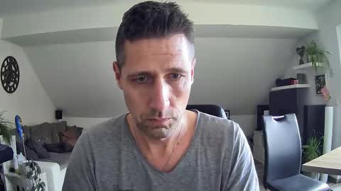 Snapshot of schnuckigeil chatting on 03/16/26, 12:20 Dildomen online show from 03/16/26, 12:20