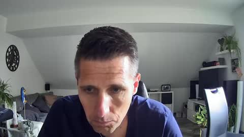 Snapshot of schnuckigeil chatting on 05/08/26, 09:25 Dildomen online show from 05/08/26, 09:25