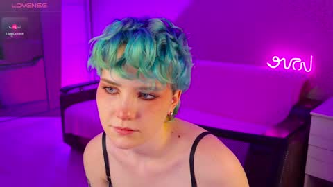 Snapshot of school_love chatting on 12/03/24, 01:10 Rina online show from 12/03/24, 01:10