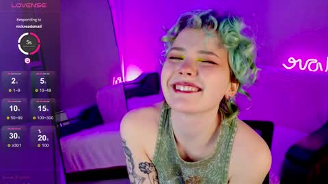 Snapshot of school_love chatting on 01/30/25, 01:21 Rina online show from 01/30/25, 01:21