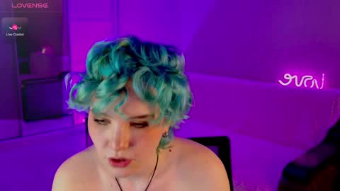 Snapshot of school_love chatting on 02/19/25, 04:11 Rina online show from 02/19/25, 04:11