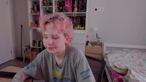 Rina online show from 11/26/25, 07:31