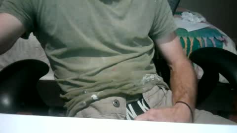 Snapshot of sclad83 chatting on 06/23/26, 10:24 sclad83 online show from 06/23/26, 10:24