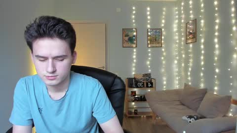 Thomas brunette and Alex blond online show from 12/29/24, 02:21