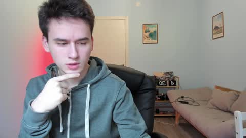 Thomas brunette and Alex blond online show from 02/03/25, 05:40