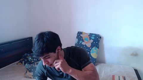 scoot2115 online show from 10/28/25, 03:25