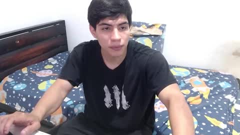 scoot2115 online show from 10/31/25, 04:13