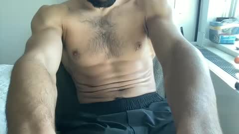 Snapshot of scootdub212 chatting on 02/26/25, 02:46 scootdub212 online show from 02/26/25, 02:46