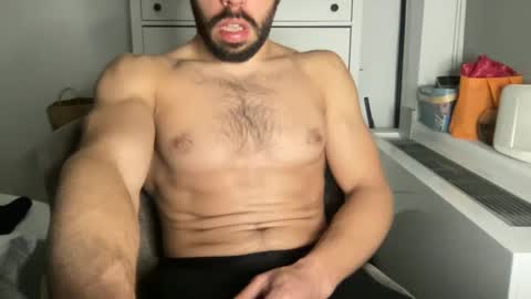 Snapshot of scootdub212 chatting on 03/03/25, 05:31 scootdub212 online show from 03/03/25, 05:31