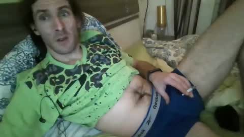 Snapshot of scorkjui chatting on 01/02/25, 02:00 bossstjan online show from 01/02/25, 02:00