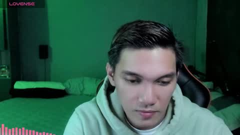 Snapshot of scorphoenix chatting on 09/23/25, 06:22 Not Angelo online show from 09/23/25, 06:22