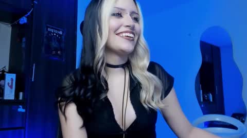 Goddess online show from 03/17/26, 11:08