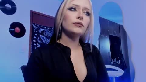 Snapshot of scorpiogyal chatting on 11/27/25, 04:20 Goddess online show from 11/27/25, 04:20