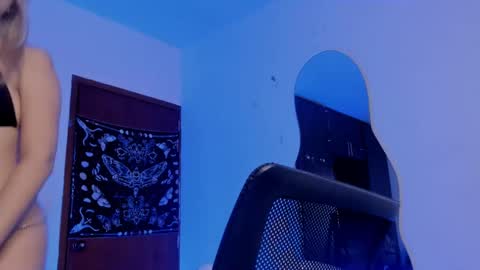 Snapshot of scorpiogyal chatting on 12/04/25, 06:27 Goddess online show from 12/04/25, 06:27