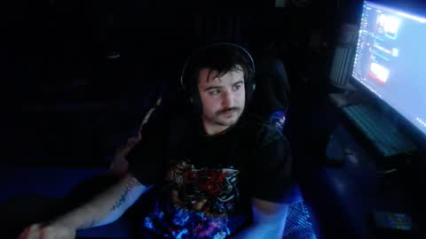 Snapshot of scotchthecat chatting on 12/02/24, 01:47 Sup online show from 12/02/24, 01:47