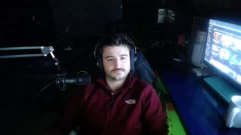 Snapshot of scotchthecat chatting on 12/06/24, 12:02 Sup online show from 12/06/24, 12:02