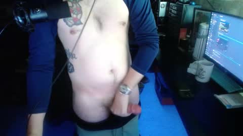 Snapshot of scotchthecat chatting on 12/11/24, 11:32 Sup online show from 12/11/24, 11:32