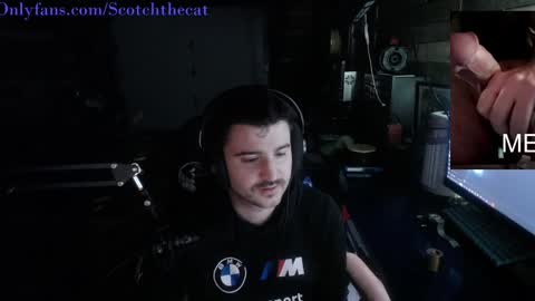 Snapshot of scotchthecat chatting on 12/19/24, 11:25 Sup online show from 12/19/24, 11:25