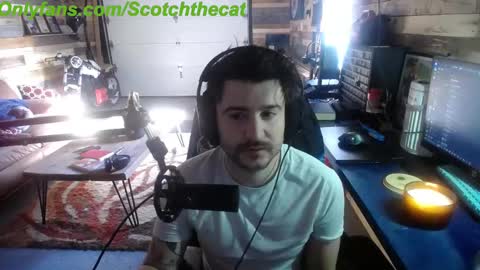 Snapshot of scotchthecat chatting on 12/27/24, 04:21 Sup online show from 12/27/24, 04:21