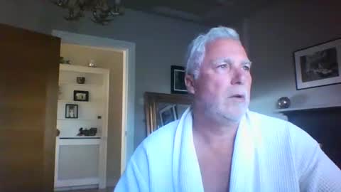 Snapshot of scoti55 chatting on 05/31/26, 06:09 scoti55 online show from 05/31/26, 06:09