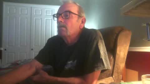 Snapshot of scotsman_62 chatting on 04/08/26, 06:13 scotsman_62 online show from 04/08/26, 06:13