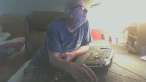 Snapshot of scotsman_62 chatting on 06/04/26, 07:58 scotsman_62 online show from 06/04/26, 07:58