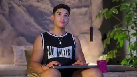 Andrew Flintt online show from 03/28/26, 01:16