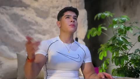 Andrew Flintt online show from 04/12/26, 01:32