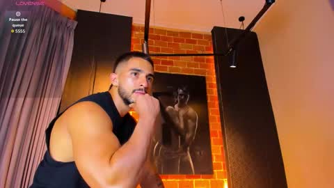 Scottfischer  online show from 11/27/25, 07:38