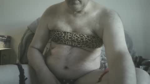 Snapshot of scottforfuhn chatting on 01/02/25, 04:02 scottforfuhn online show from 01/02/25, 04:02