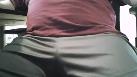 Snapshot of scottie813 chatting on 01/18/25, 03:27 scottie813 online show from 01/18/25, 03:27