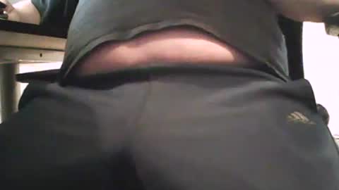 Snapshot of scottie813 chatting on 03/05/25, 12:11 scottie813 online show from 03/05/25, 12:11