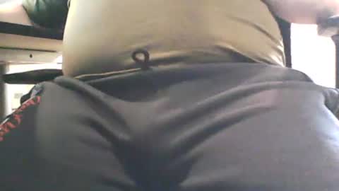 Snapshot of scottie813 chatting on 03/09/25, 04:33 scottie813 online show from 03/09/25, 04:33