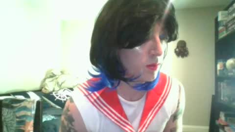 Snapshot of scottiehottie42 chatting on 06/15/26, 04:42 scottiehottie42 online show from 06/15/26, 04:42