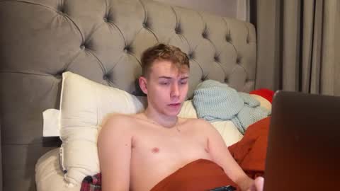 Snapshot of scottish_twink01 chatting on 01/12/25, 05:54 danny online show from 01/12/25, 05:54