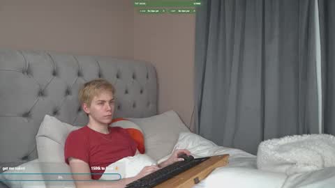 Snapshot of scottish_twink01 chatting on 03/10/26, 10:59 danny online show from 03/10/26, 10:59