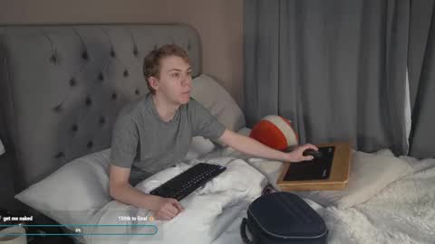 Snapshot of scottish_twink01 chatting on 03/18/26, 10:46 danny online show from 03/18/26, 10:46