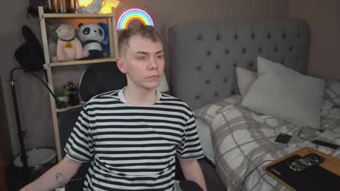 Snapshot of scottish_twink01 chatting on 03/24/26, 08:25 danny online show from 03/24/26, 08:25