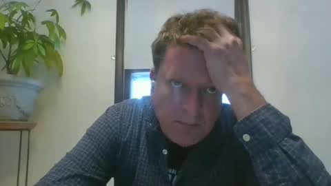 Snapshot of scottpbi52 chatting on 01/05/25, 08:52 scottpbi52 online show from 01/05/25, 08:52
