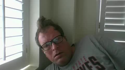 Snapshot of scottpbi52 chatting on 01/15/25, 03:39 scottpbi52 online show from 01/15/25, 03:39