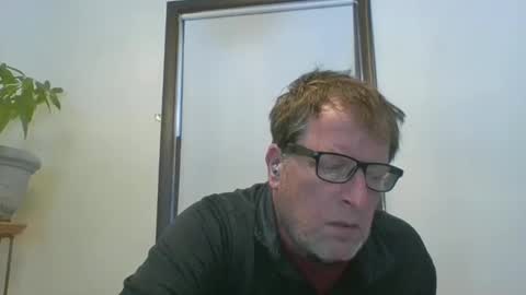 Snapshot of scottpbi52 chatting on 01/25/25, 08:21 scottpbi52 online show from 01/25/25, 08:21
