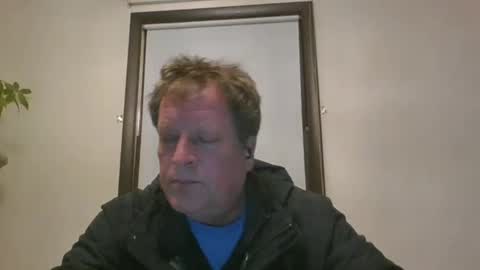 Snapshot of scottpbi52 chatting on 01/30/25, 02:27 scottpbi52 online show from 01/30/25, 02:27