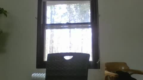 Snapshot of scottpbi52 chatting on 03/01/25, 06:43 scottpbi52 online show from 03/01/25, 06:43